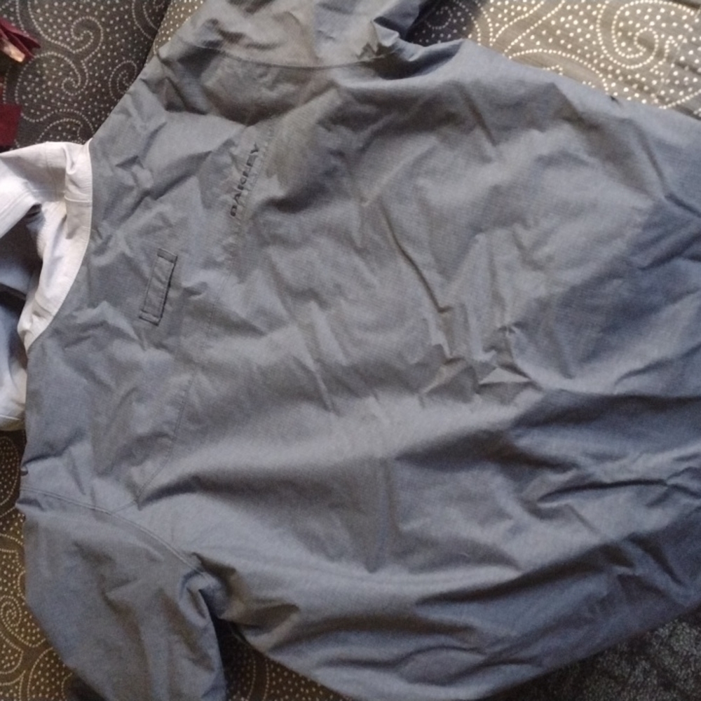 Oakley jacket - Picture 4 of 5